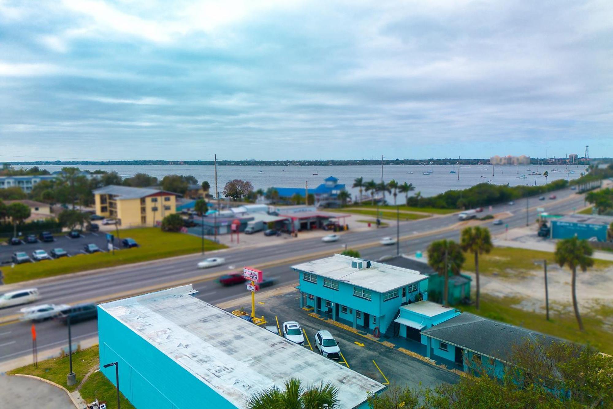 Aladdin Motel By Oyo Merritt Island المظهر الخارجي الصورة